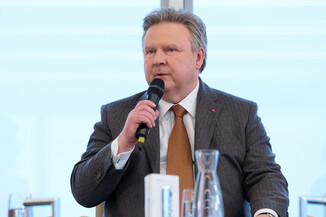 Bild 11 / 113